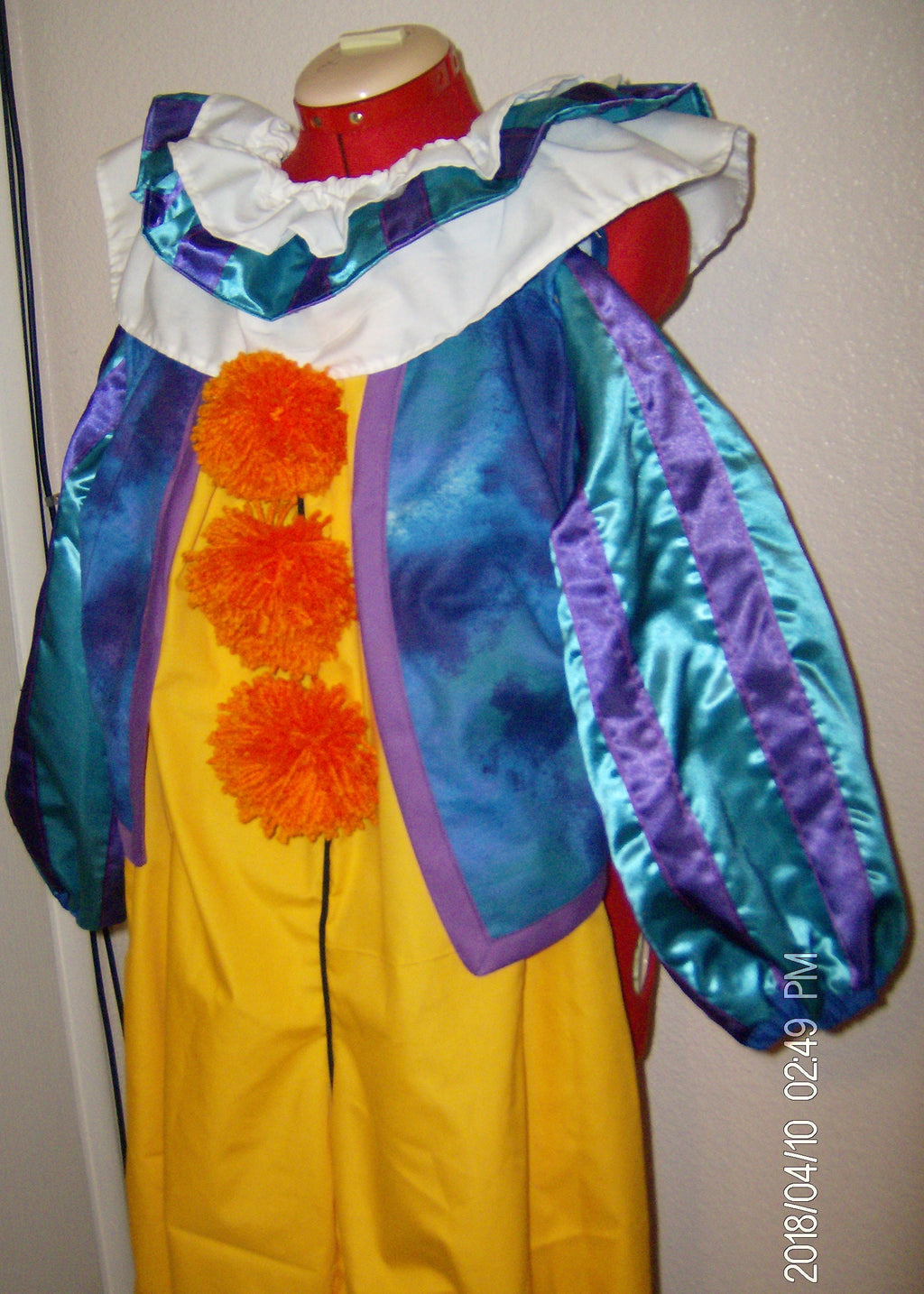 Pennywise Clown It Halloween Costume, Scary Clown Outfit, Creepy Circus Costume, Horror Clown Costume, Terrifying Clown Cosplay Suit