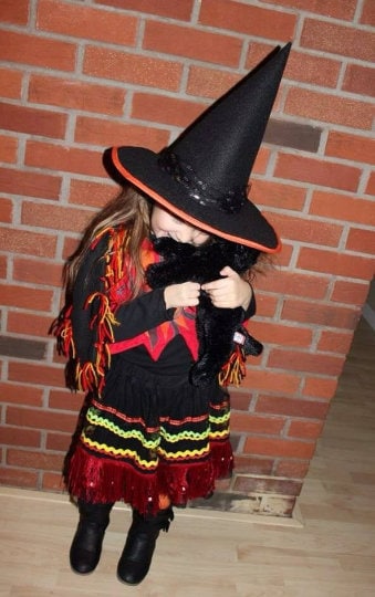 Dani Dennison Hocus Pocus Halloween Costume Outfit, Hocus Pocus Inspired Costume, Witchy Halloween Costume for Women, Movie Inspired Cosplay