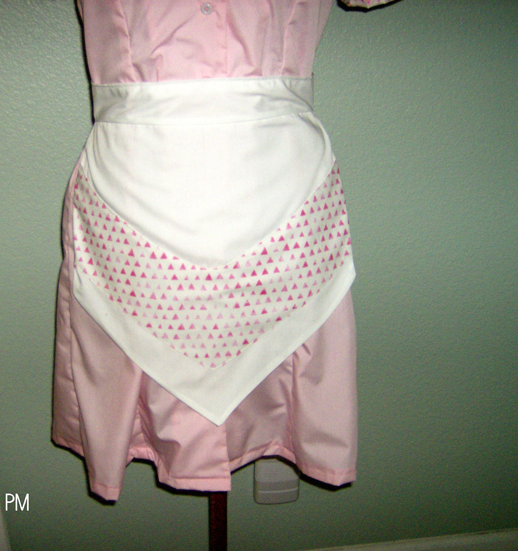 Pink Cotton Waitress Dress Uniform: Retro Diner Style with Apron