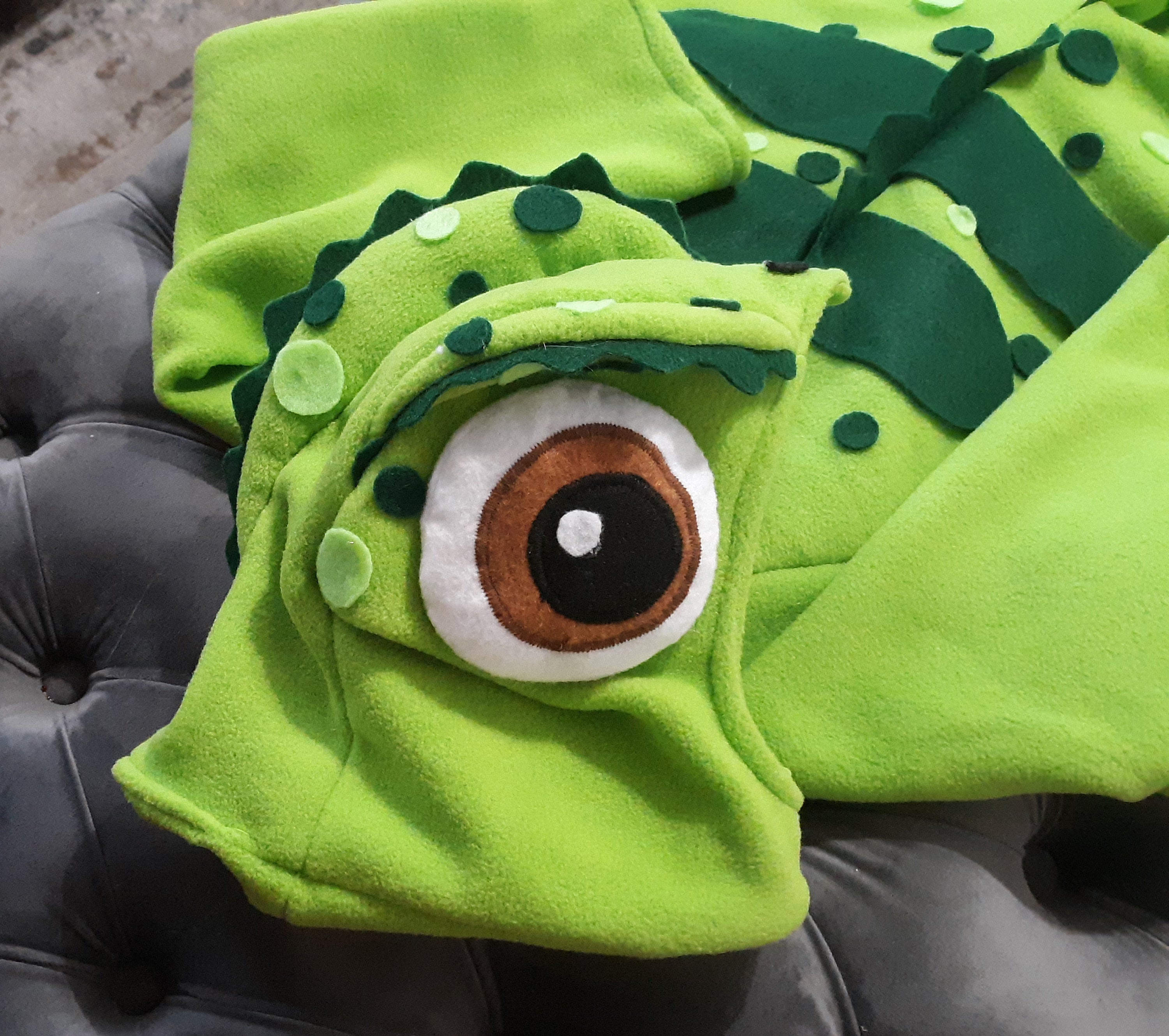 Green Fleece Pascal Chameleon Costume: 2-Piece Bodysuit & Hood, Halloween Outfit