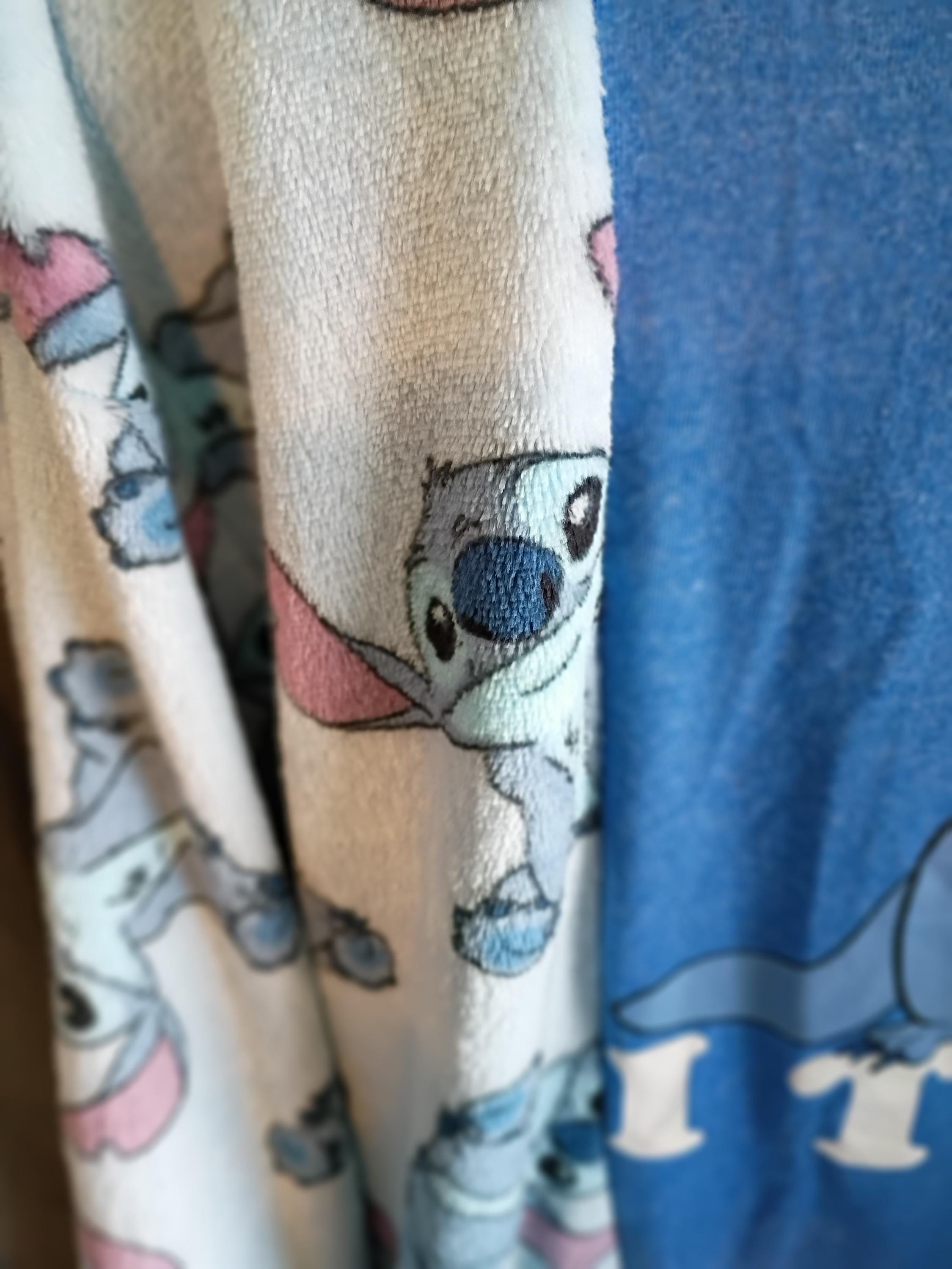 Upcycled Vintage Stitch Fleece Sweatshirt – Cozy XL Pullover Hoodie