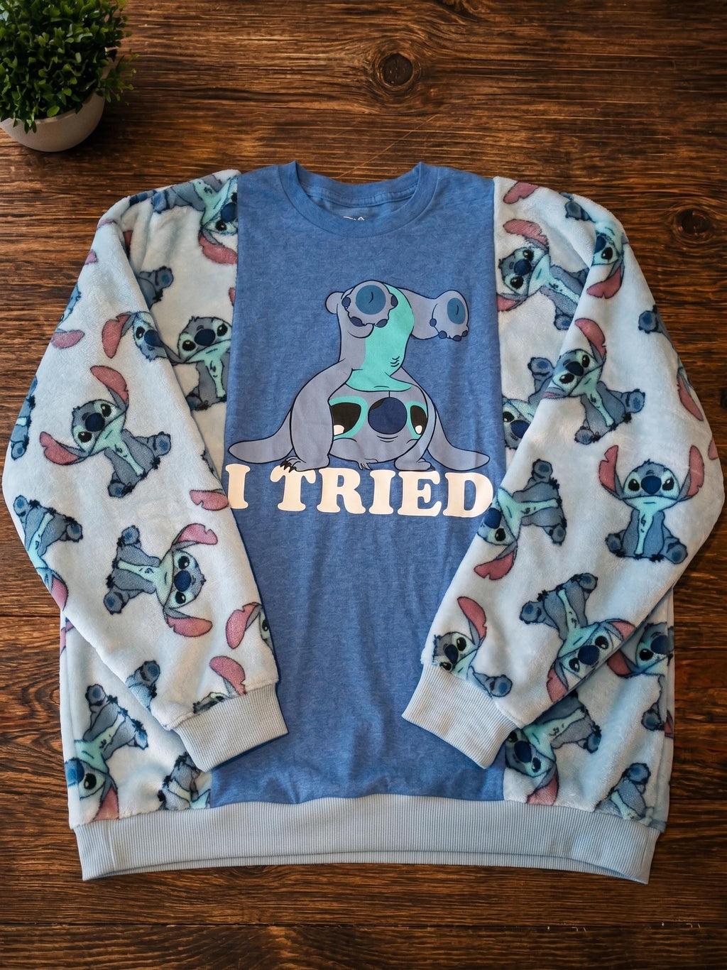 Upcycled Vintage Stitch Fleece Sweatshirt – Cozy XL Pullover Hoodie